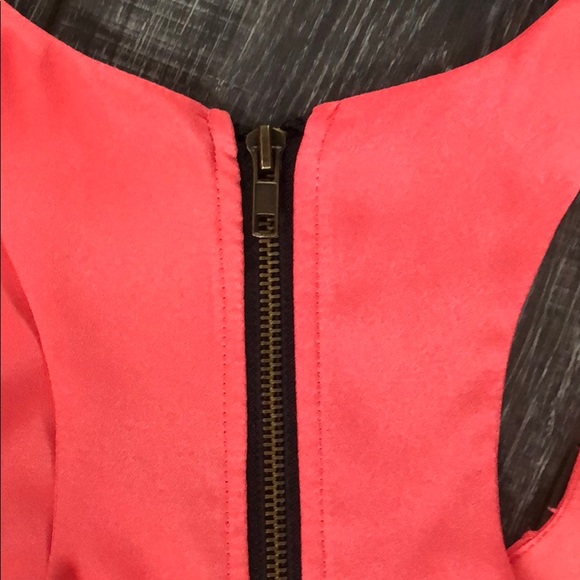 PERFECT CONDITION CORAL/SALMON RUFFLE DRESS SZ SM - Picture 3 of 7